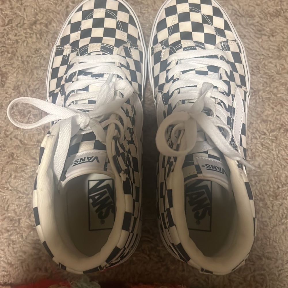 Vans shoes size 9 - Picture 10 of 12